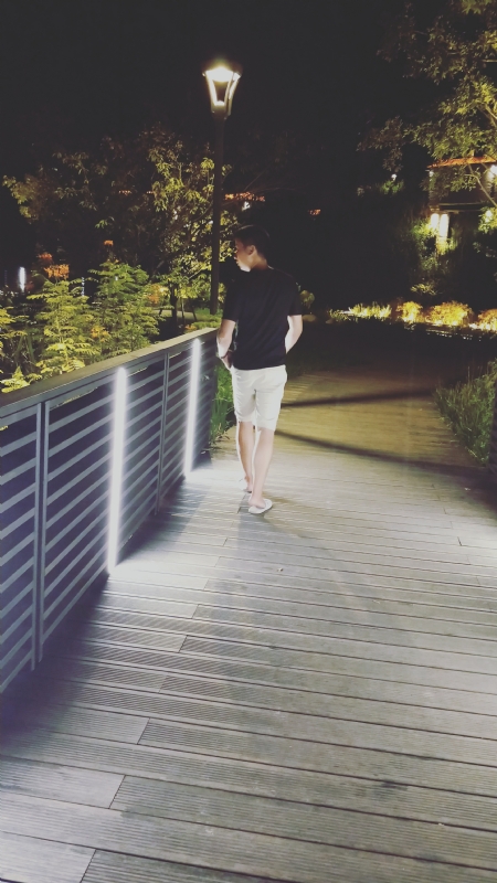 李珂炯的第一张照片--东山交友网