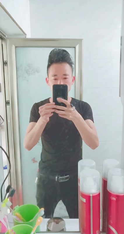 邱利平的第一张照片--东山交友网