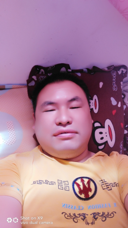 孤狼的第一张照片--东山交友网