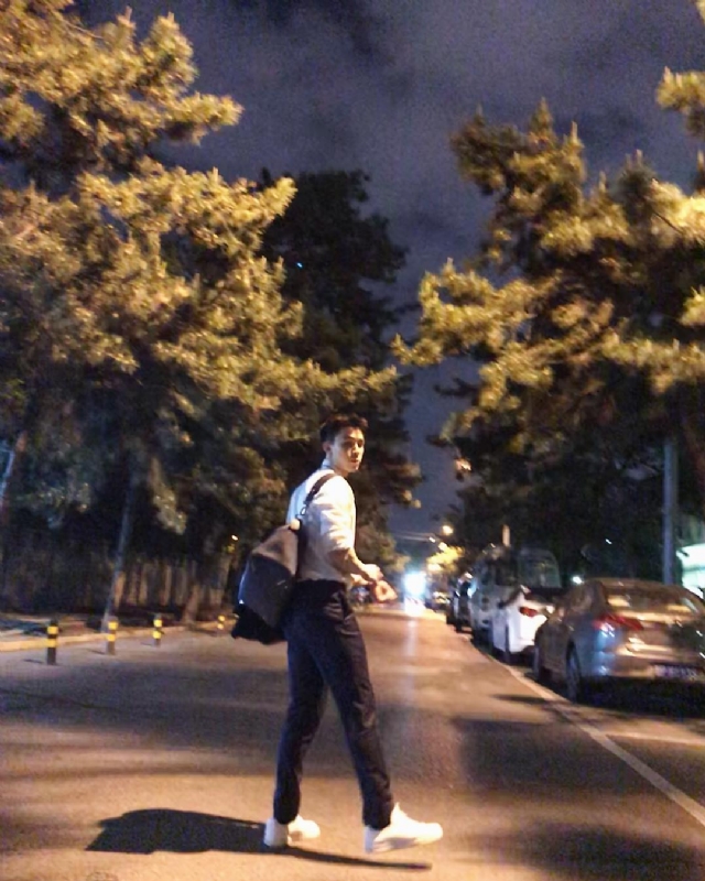 深海的第二张照片--东山交友网
