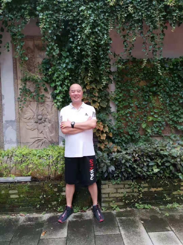 李国伟的第五张照片--东山交友网