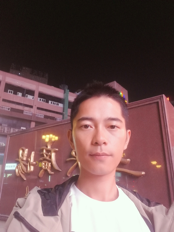 重庆小林的第一张照片--东山交友网