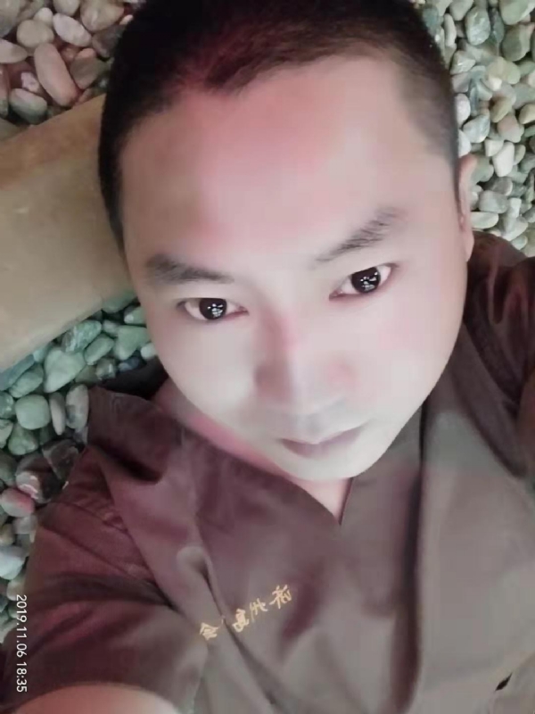 红枫叶的第一张照片--东山交友网