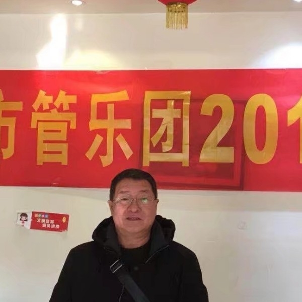 大地神鹰的第一张照片--东山交友网