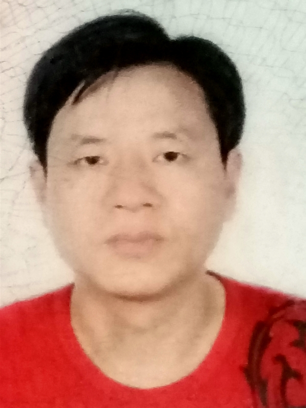 深拥你入怀的第一张照片--东山交友网