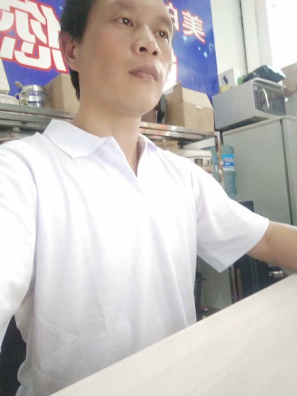 深蓝色的海的第一张照片--东山交友网