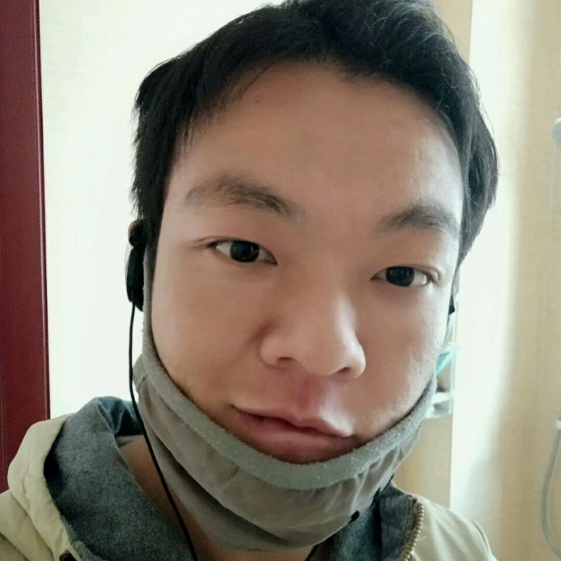泡沫哭泣的第一张照片--东山交友网