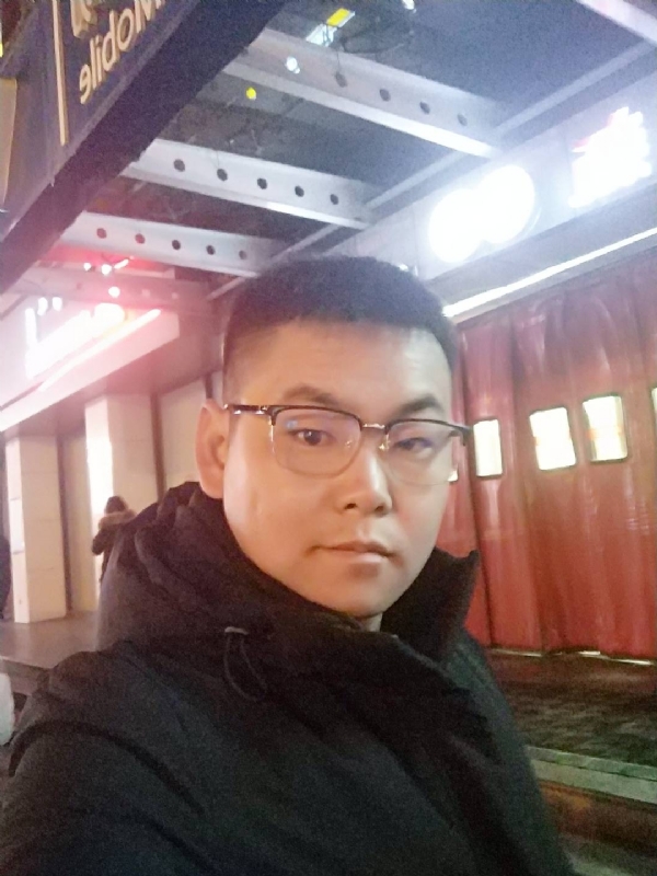 杜跃龙的第二张照片--东山交友网