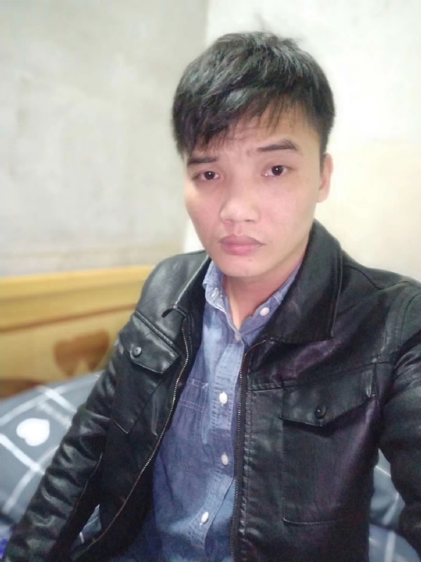 次的第一张照片--东山交友网