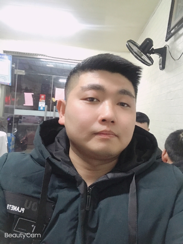 回忆是个小孩的第一张照片--东山交友网