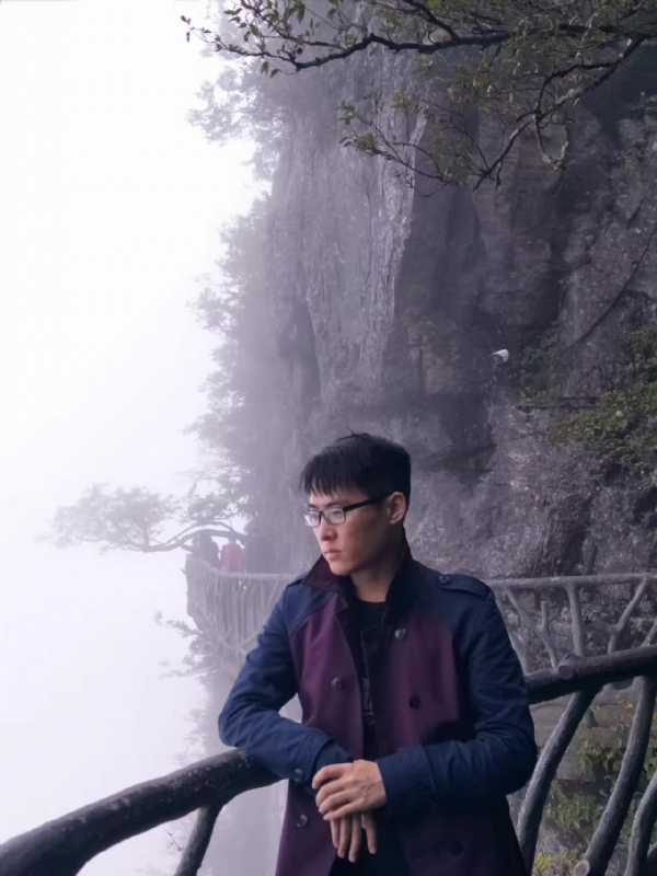 晨曦的第一张照片--东山交友网