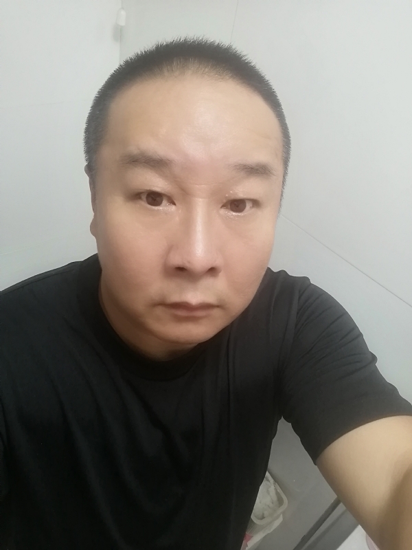一束光的第一张照片--东山交友网