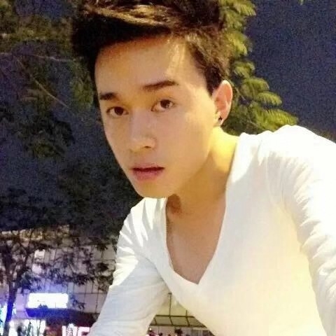 爱与不爱的第一张照片--东山交友网