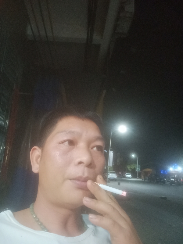 善解人意的第二张照片--东山交友网