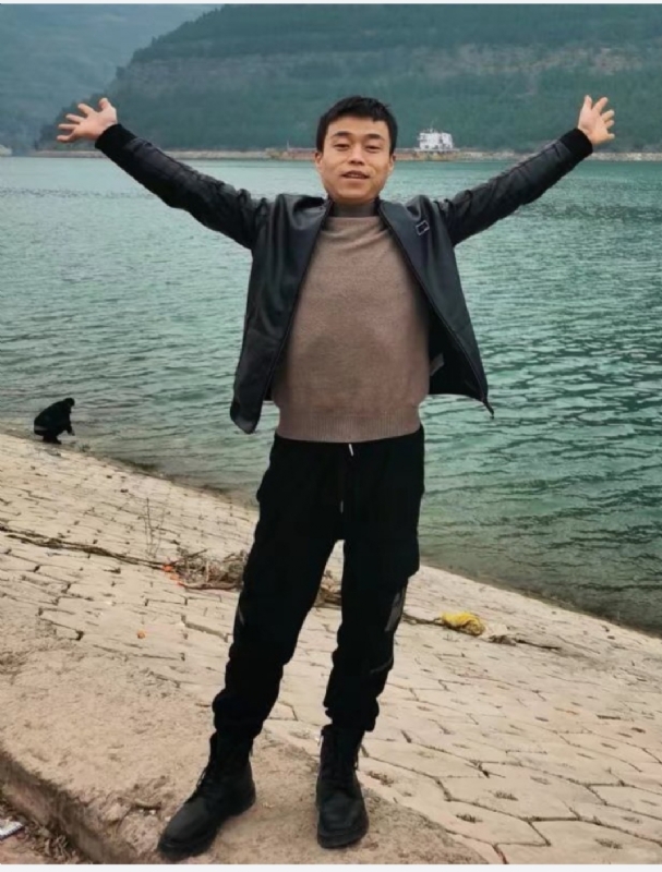 寂寞的风的第二张照片--东山交友网