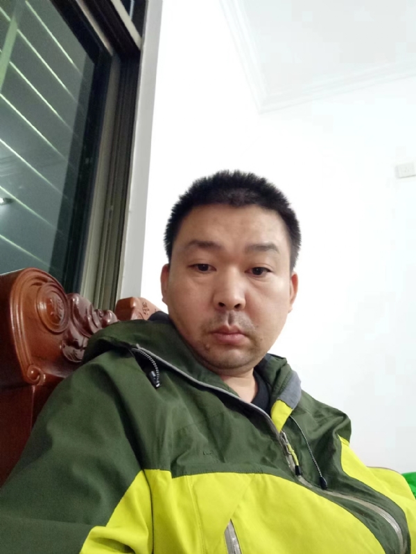 阿汤的第一张照片--东山交友网