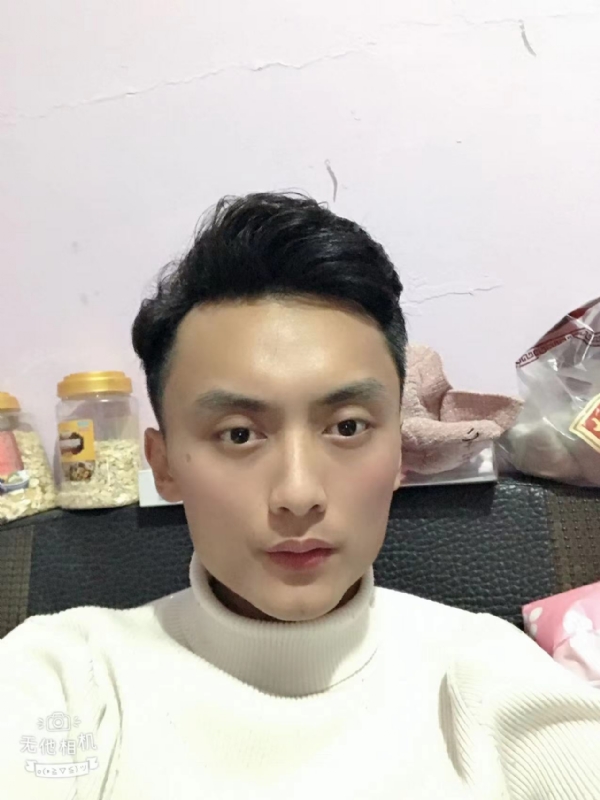 独孤一人的第一张照片--东山交友网