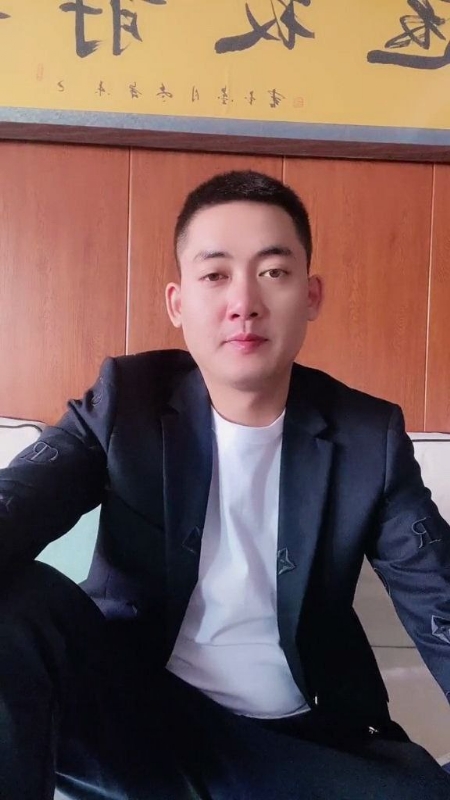 李泽胜的第一张照片--东山交友网