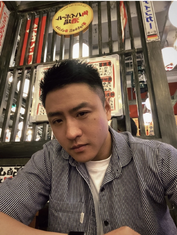 伴你长按的第一张照片--东山交友网