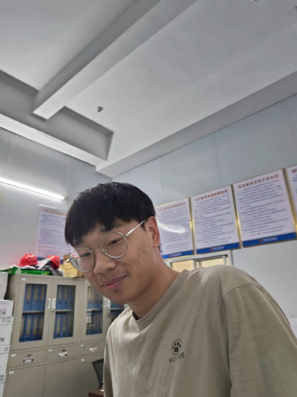 牛子弟的第一张照片--东山交友网