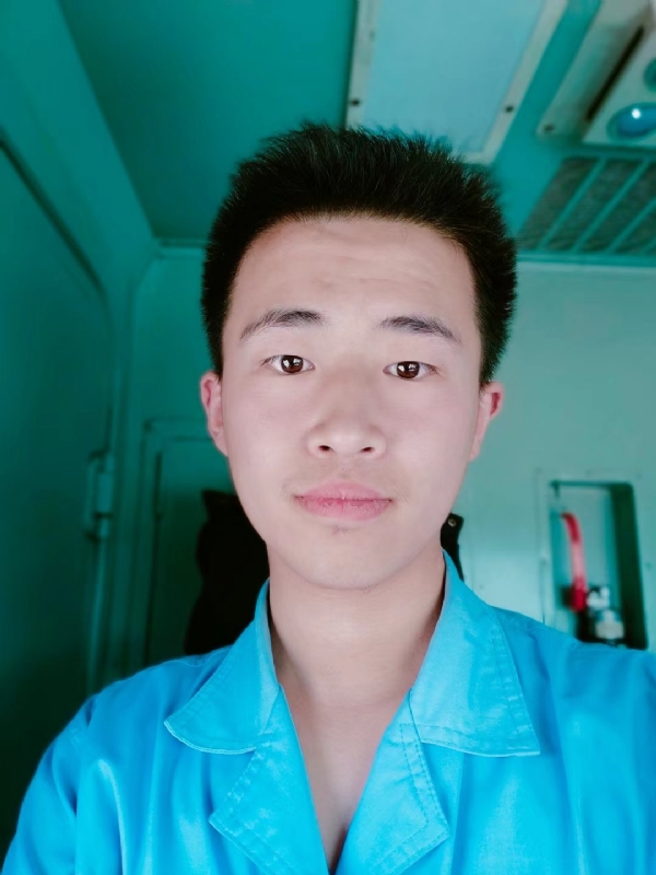 生而为人的第四张照片--东山交友网