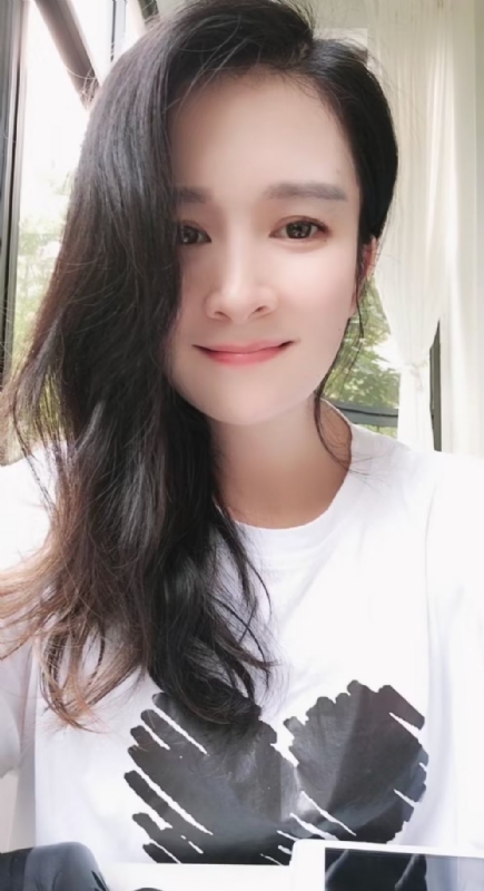 晨曦的第一张照片--东山交友网