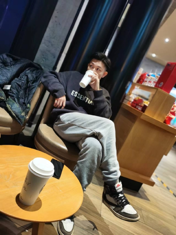 LAZY的第一张照片--东山交友网