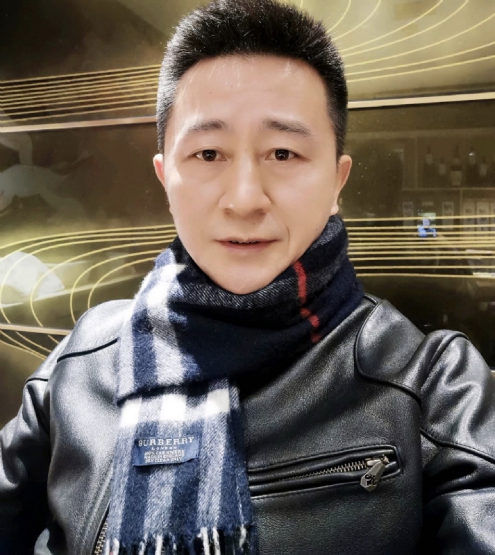 情到深处的第一张照片--东山交友网