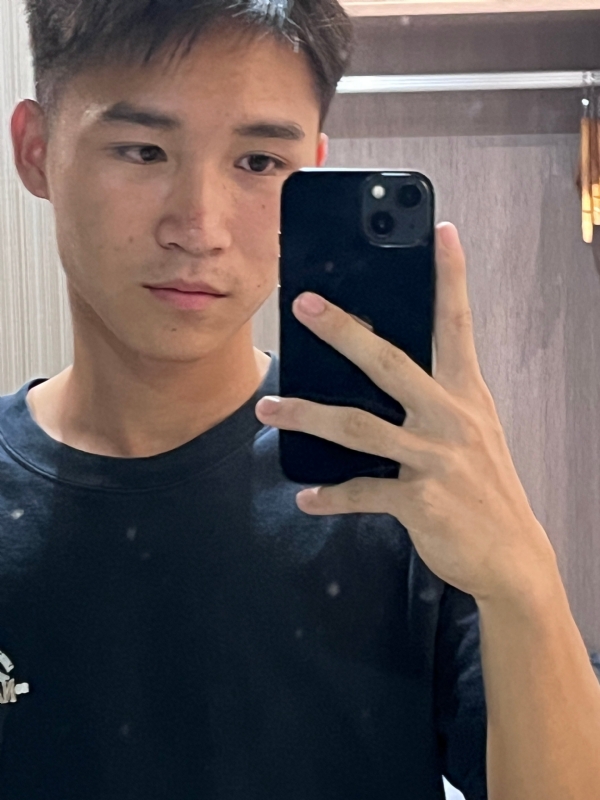 画家的第二张照片--东山交友网