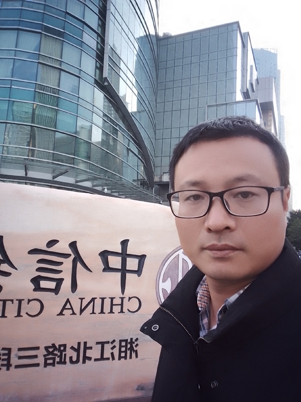 晚秋的第一张照片--东山交友网