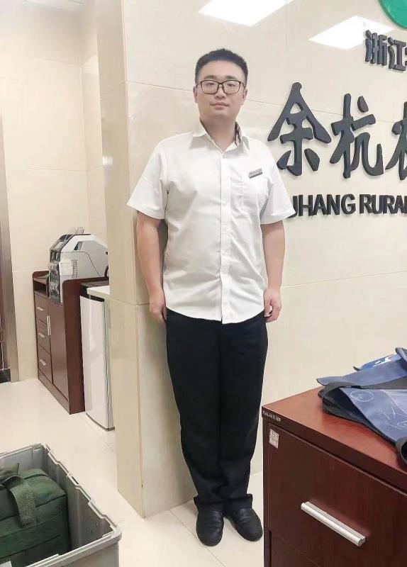 君临天下的第一张照片--东山交友网