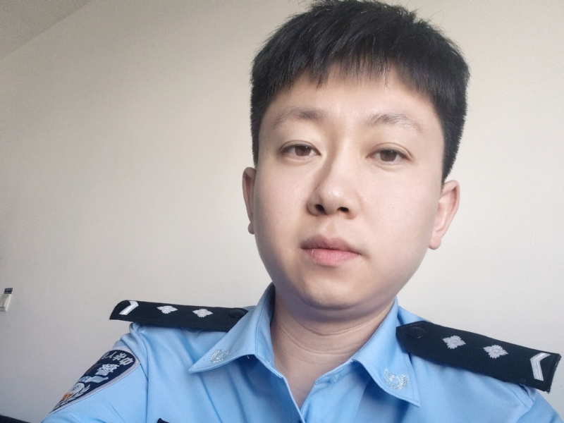 峻仔的第一张照片--东山交友网