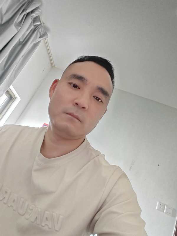 小锋的第一张照片--东山交友网